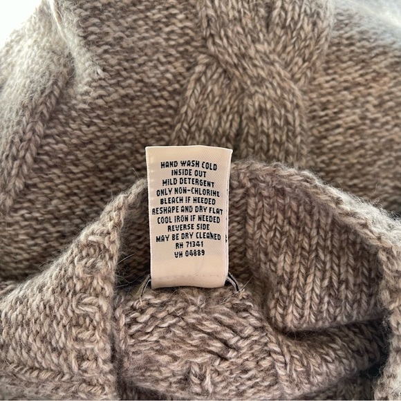 L.L. Bean Sweater Wool Pullover Angora Cable Knit Mock Chunky Classic Tan Medium - Picture 9 of 9